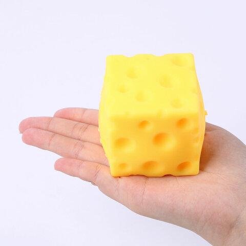 Мялка "Сыр" 6 см цв. желтый  JOLLY JOT