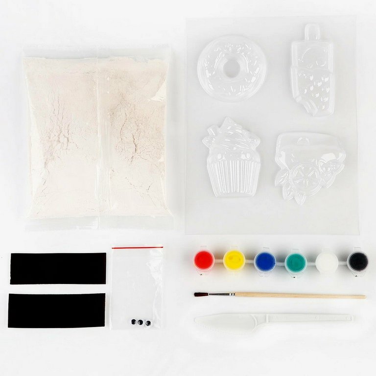 Набор для изготовления магнитов из гипса "Радостные сладости" 5+ Фантазер