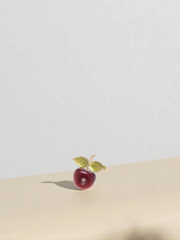 Брошь металл "Вишня" с листочками, красно-зелёная в золоте