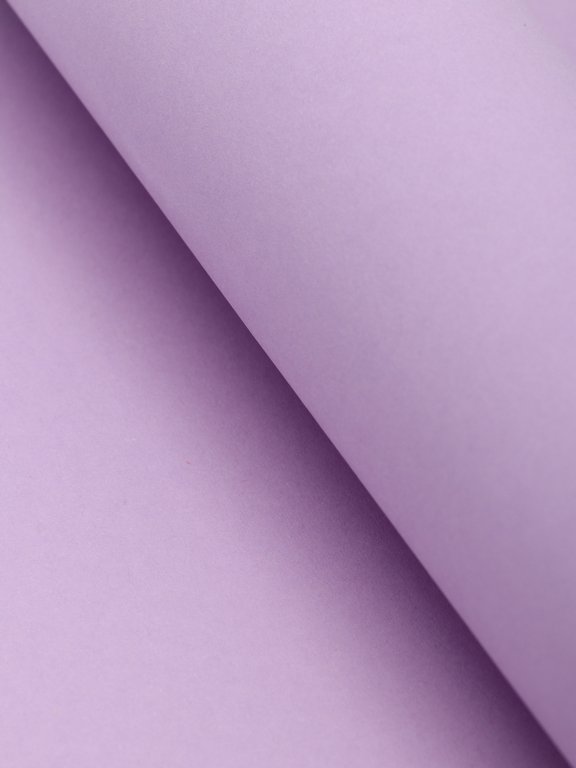 Бумага упаковочная 50*70 см крафт листами однотонная "Сирень"