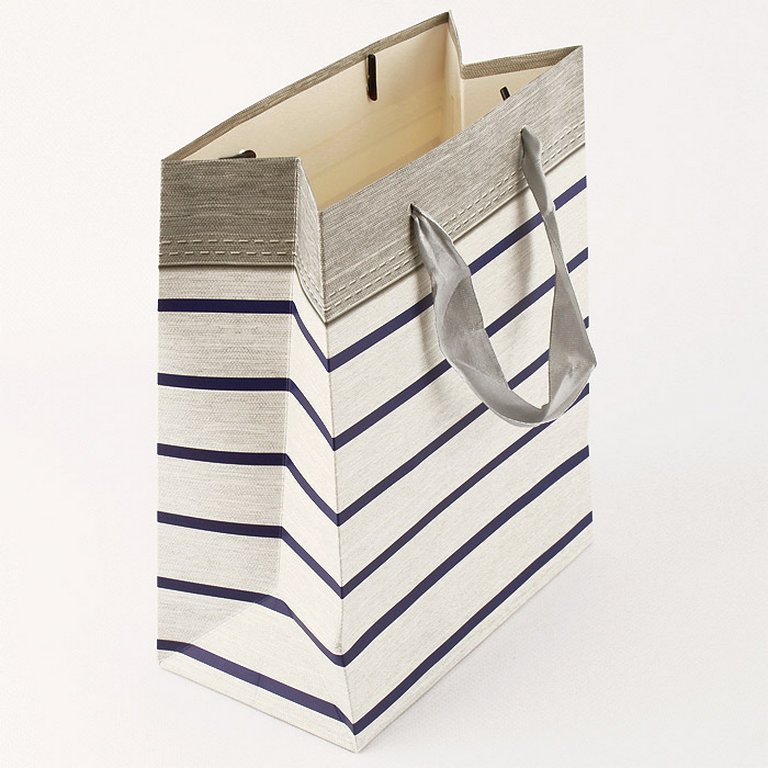 Пакет бумажный 18*23см ламинированный "Фактурный "