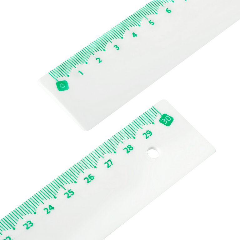 Линейка 30 см. пласт. Стамм, белая с цветной шкалой