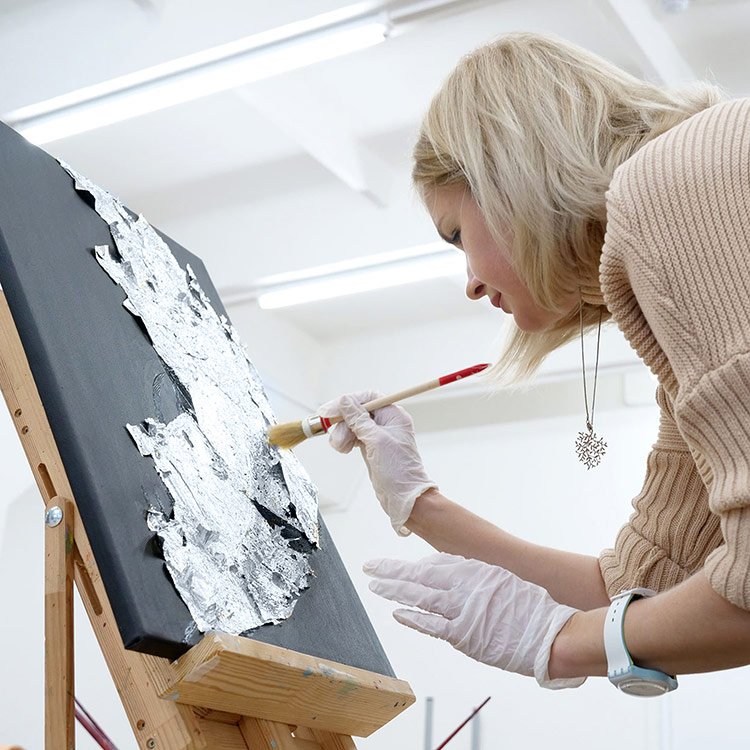 Роспись по номерам (холст) 40*50см с поталью "Домик у горного озера" (основа+акрил.+кисти)