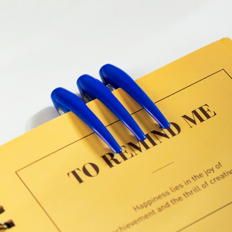 Ручка шариковая Deli Arris Golden резин.упор 0,7мм синяя