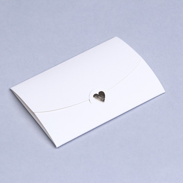 Конверт (для подарочного сертификата) с тиснением белый