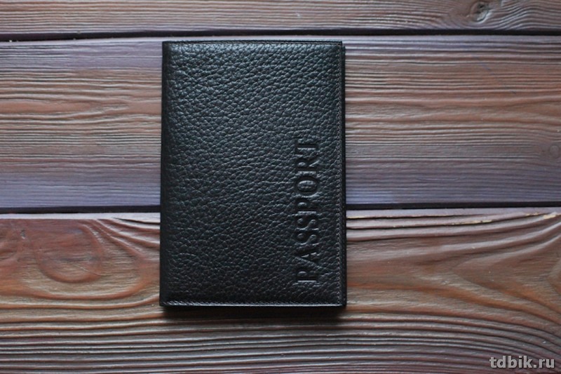 Обложка для паспорта D.Morelli "Texas" с отделениями для карт, нат. кожа, коричневая