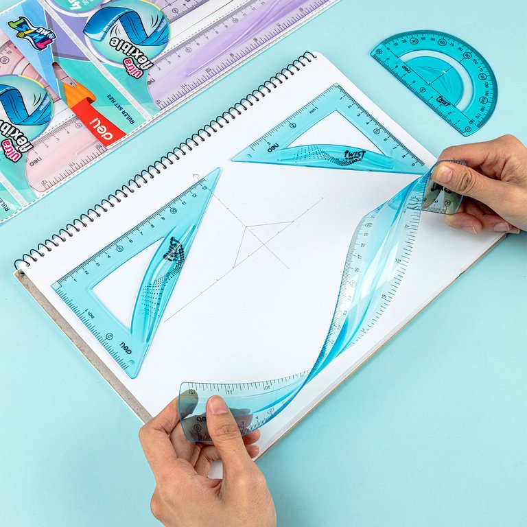 Набор чертежный (набор линеек) 4 пред. (2 треуг., линейка 30см., транспортир) гибкий, Deli