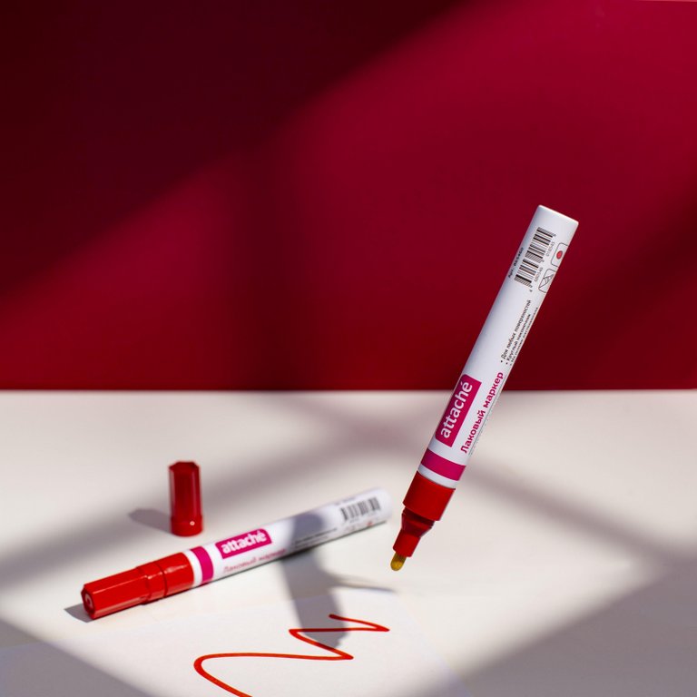 Маркер-краска лаковый  4мм Attache красный (нитро-основа, мет.корпус)