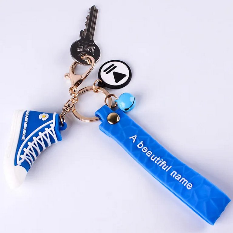 Брелок "Кед" 6*2 см ассорти