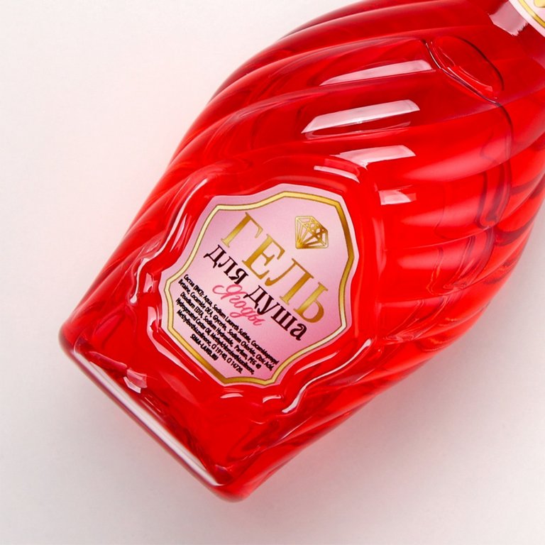 Гель для душа в подарочной каробке «Мечтай!», аромат спелой ягоды 250 мл