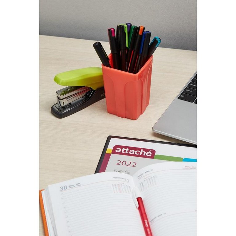 Подкладка на стол 38*59 см с прозрачным листом и календарём, цвет черный Attache