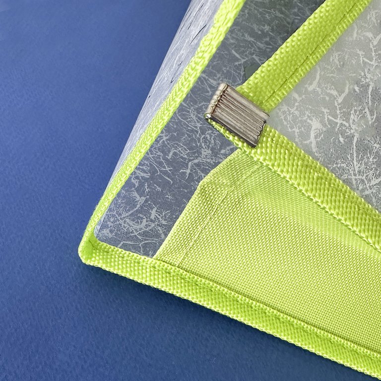 Папка для тетрадей А4 на кнопке BrunoVisconti "Псы на стиле. Шпиц" с текстильной окантовкой