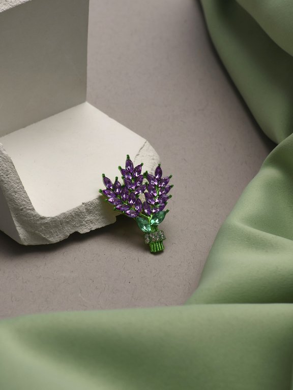 Брошь металл "Букет лаванды", сиреневая в золоте
