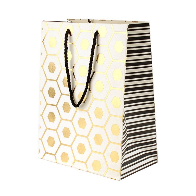 Пакет бумажный 18*23см ламинированный "Узоры" отд.фольгой