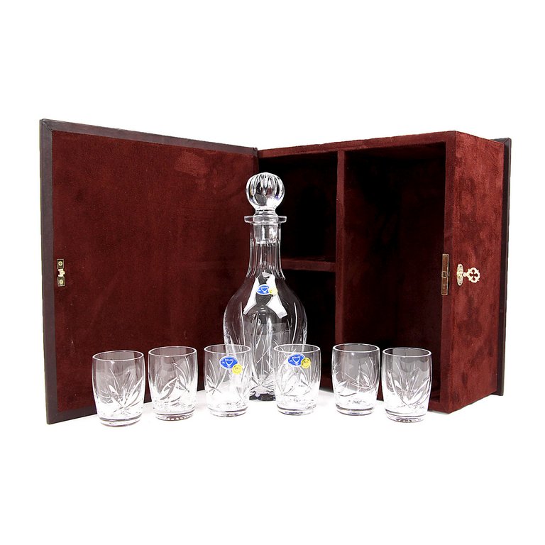 Бар-книга "Макей" Истина в вине, деревянный (натуральная кожа) + (1 графин+6 рюмок)