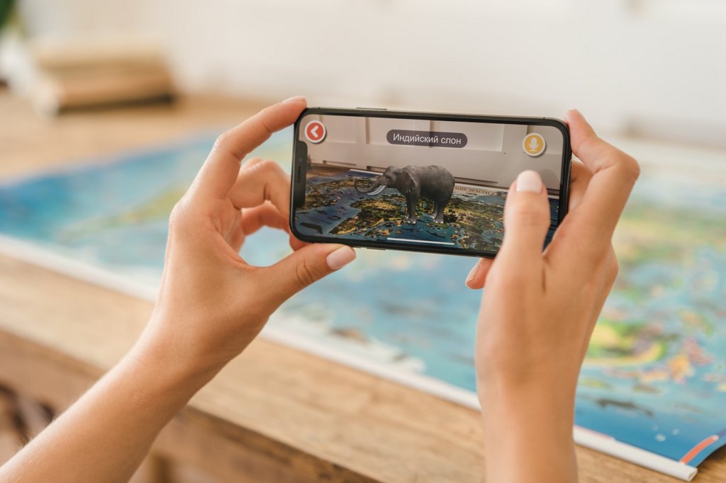 Карта  детская Животный и растительный мир Земли 101*69 см. (интерактивная) GLOBEN