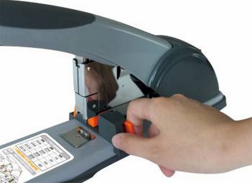 Степлер мощный 23/6, 23/10 до 80л Deli ассорти