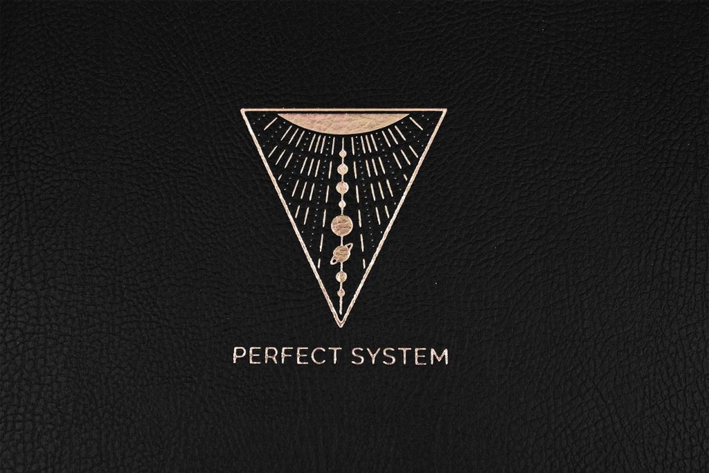 Тетрадь 128 лист кл. А4 тв.обложка тиснение фольгой, кожзам, 2 ляссе, PERFECT SYSTEM black