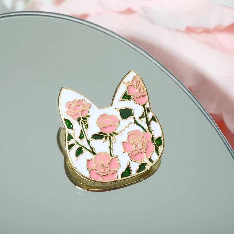 Брошь металл "Кошечка", цветочный узор в золоте