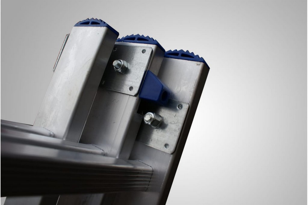 Лестница трехсекционная 9 ступеней STAIRS AL 309 max h=6,78м, нагрузка 150кг