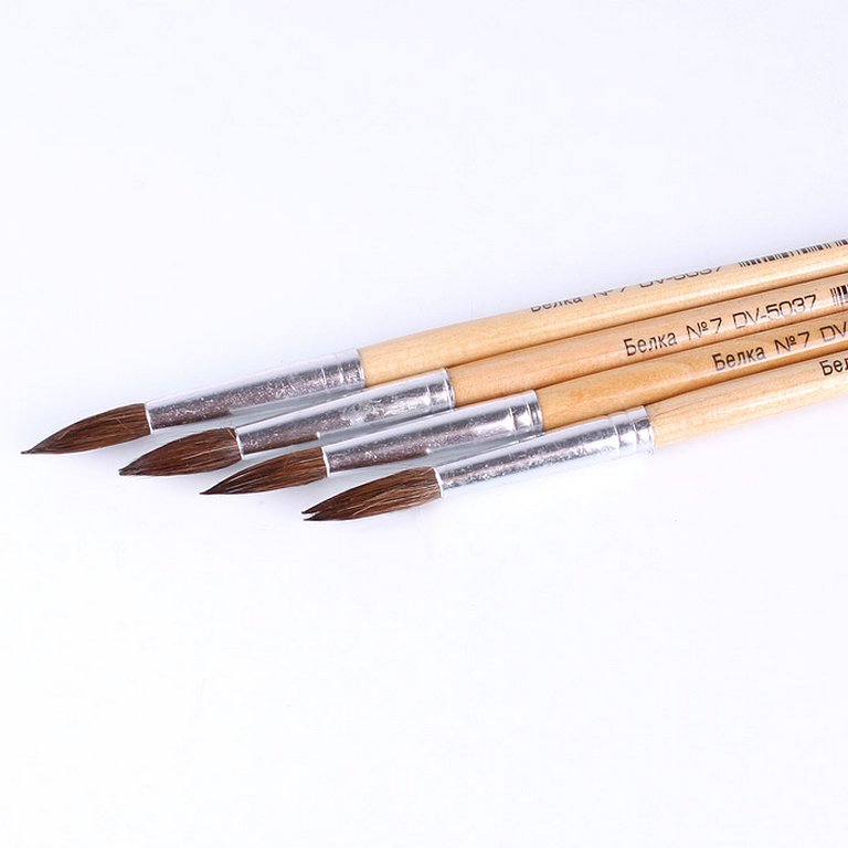 Кисть Белка № 7 круглая живописная Darvish
