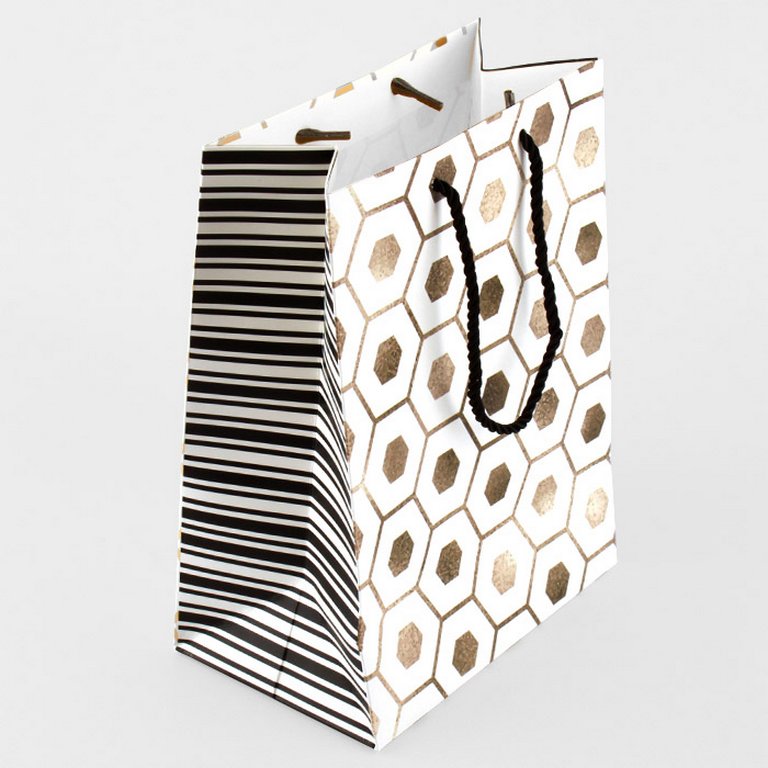 Пакет бумажный 18*23см ламинированный "Узоры" отд.фольгой