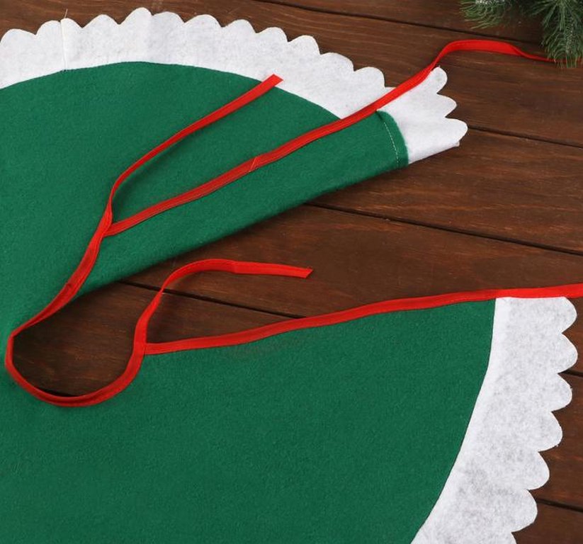 Покрывало под ёлку "Рюши" 60 см, зелёный