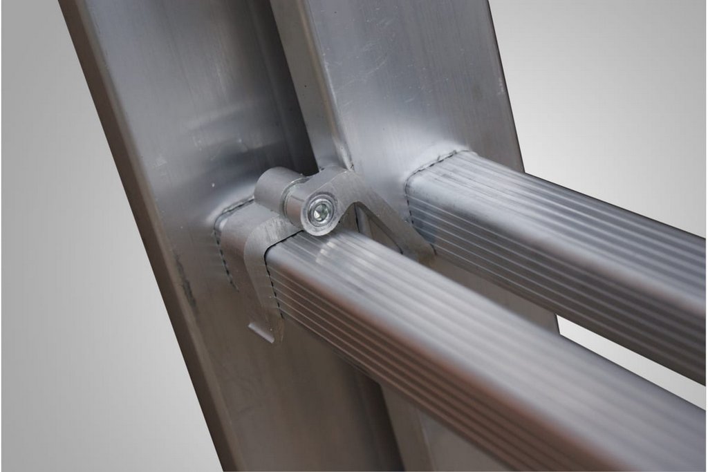 Лестница трехсекционная 9 ступеней STAIRS AL 309 max h=6,78м, нагрузка 150кг