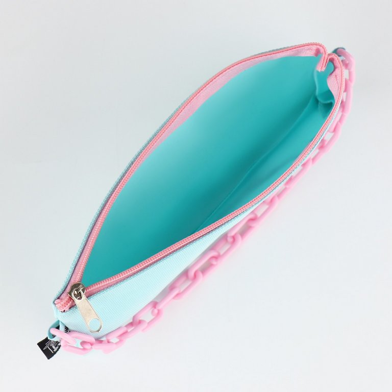 Пенал  для девочки ArtFox "Мятная с цепью" 21*10 см текстиль