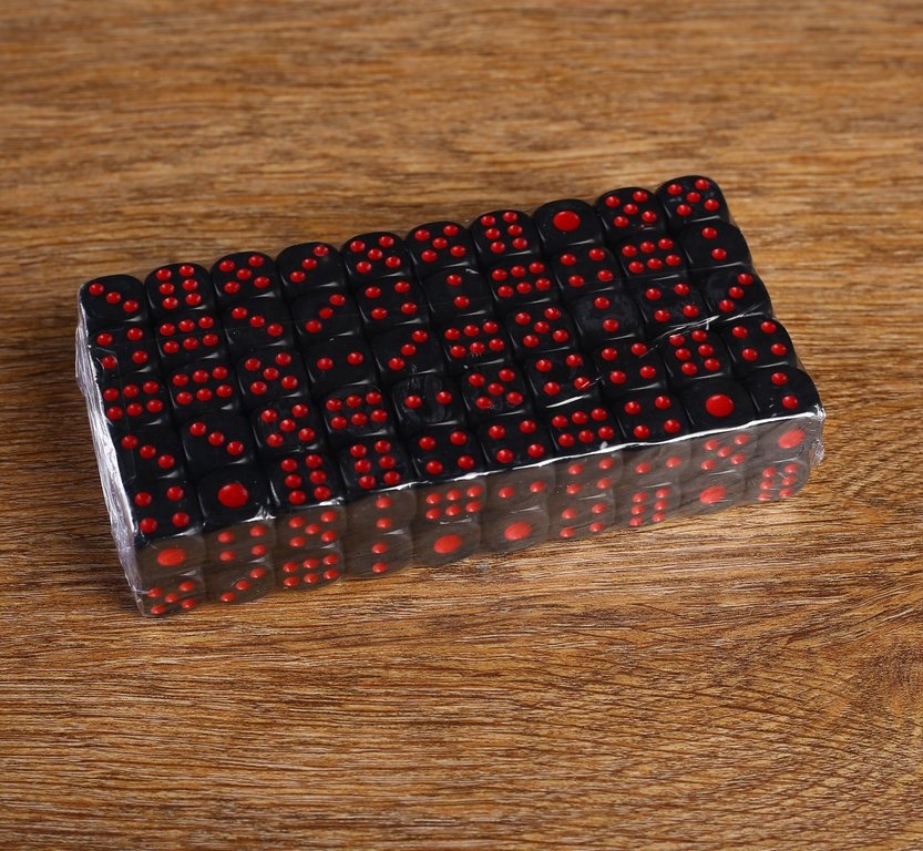 Кости игральные 1.4*1.4 см черные
