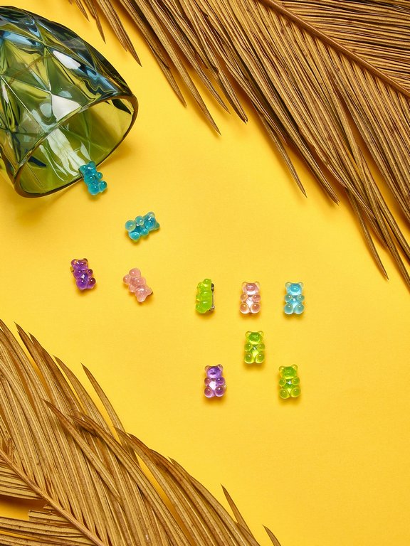 Брошь пластик "Мармеладные мишки" (ассорти)