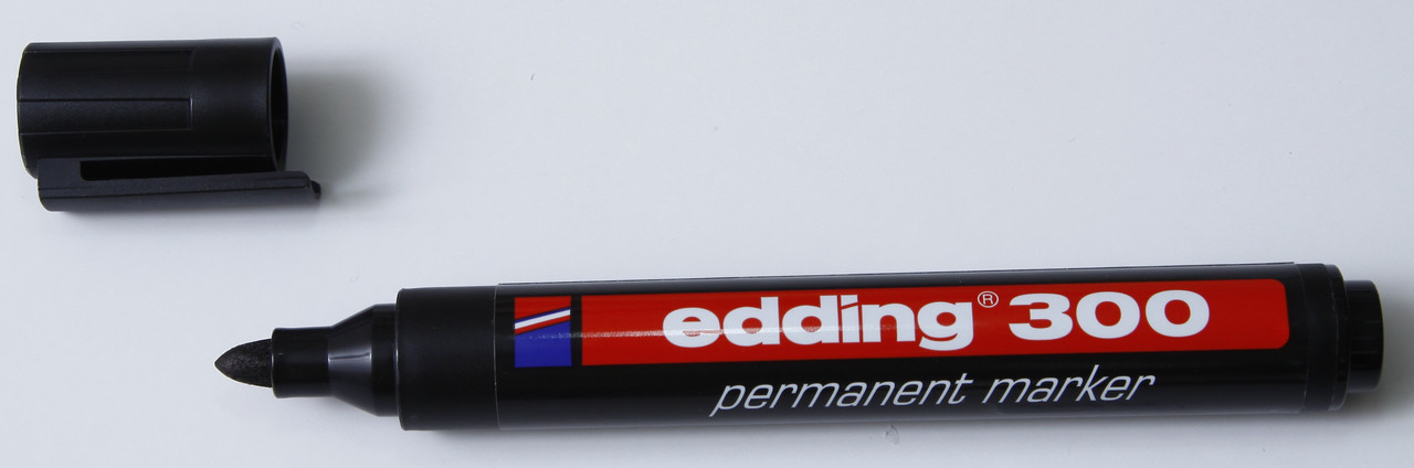 Маркер перманентный  3 мм Edding круглый, черный