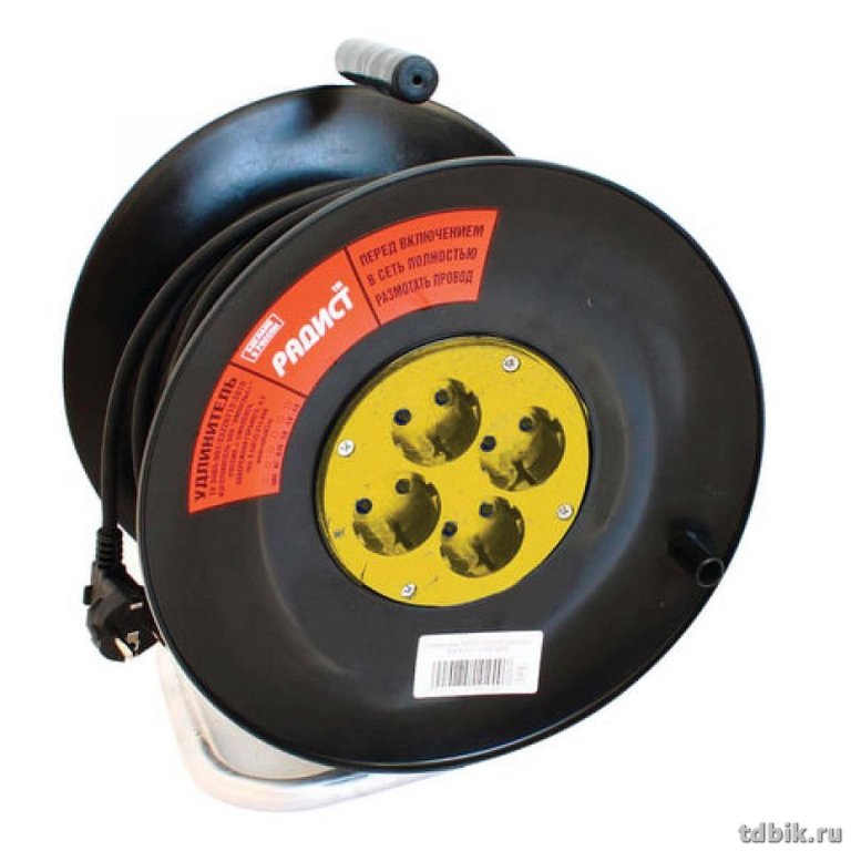 Удлинитель на катушке 20м., 3х1,5 мм, 2200 Вт, 4 розетки с заземл. "РАДИСТ"