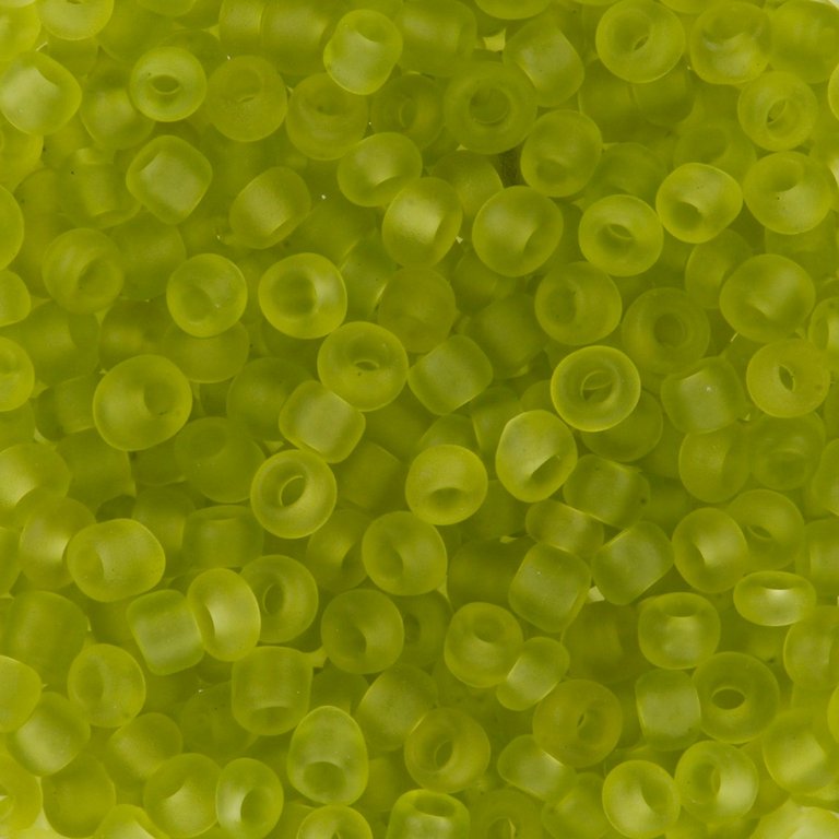 Бисер круглый d=2 мм., 10гр/уп., цв. салатовый