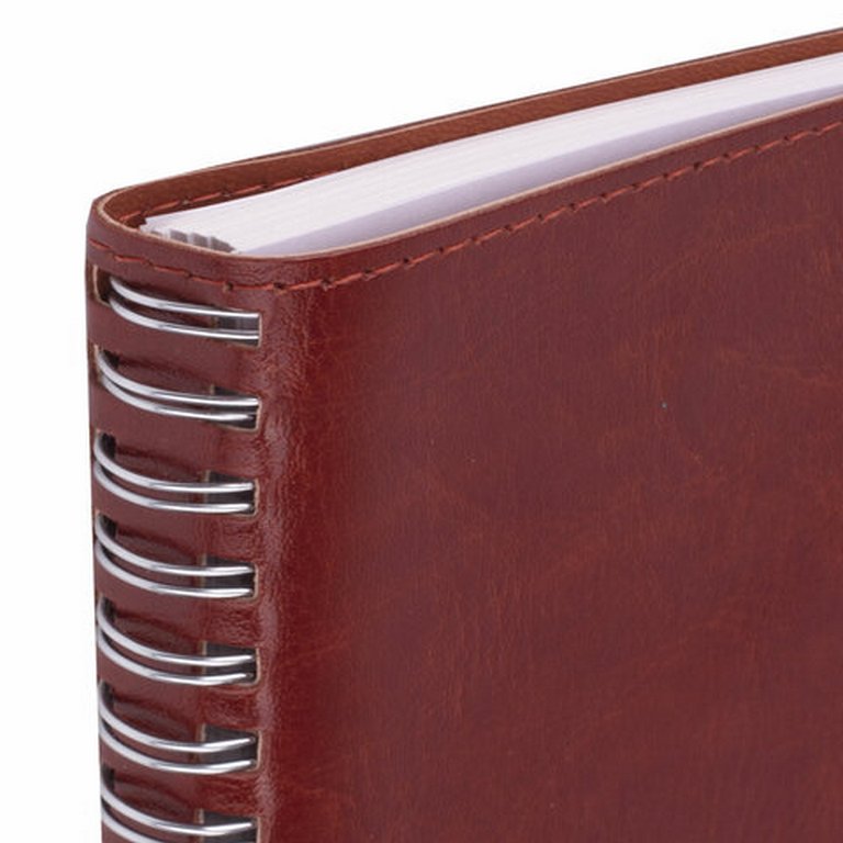 Бизнес-блокнот А5  80л., 148*218 мм, кожзам на гребне Brauberg "Office PRO" клетка, коричневый