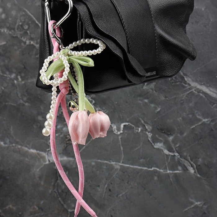 Брелок "Тюльпаны" ассорти (текстиль, металл и полимерные материалы) 12*21*1см