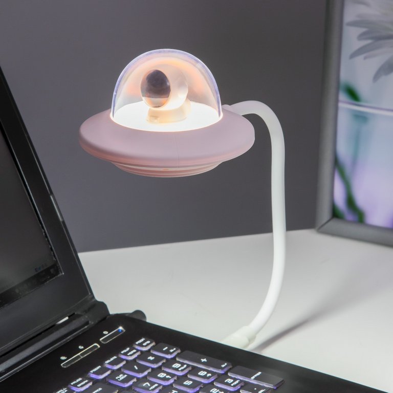 Светильник "Летающая тарелка" 7,5х10х35,5 см, пластик