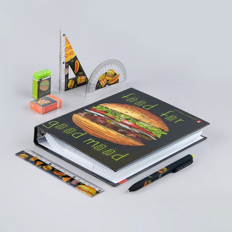 Тетрадь 80 лист кл. А5 на кольцах со сменным блоком "FOOD IN BLACK. БУРГЕР"