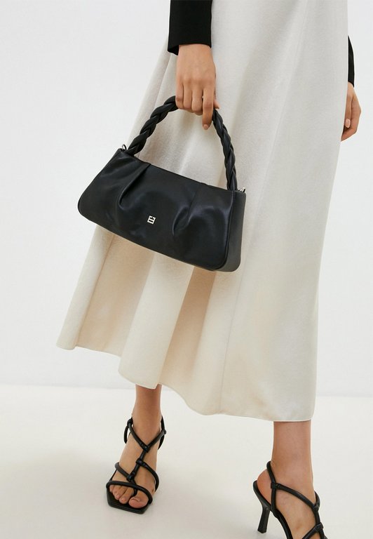 Сумка женская FABRETTI 31х15х8 см, нат. кожа, черный