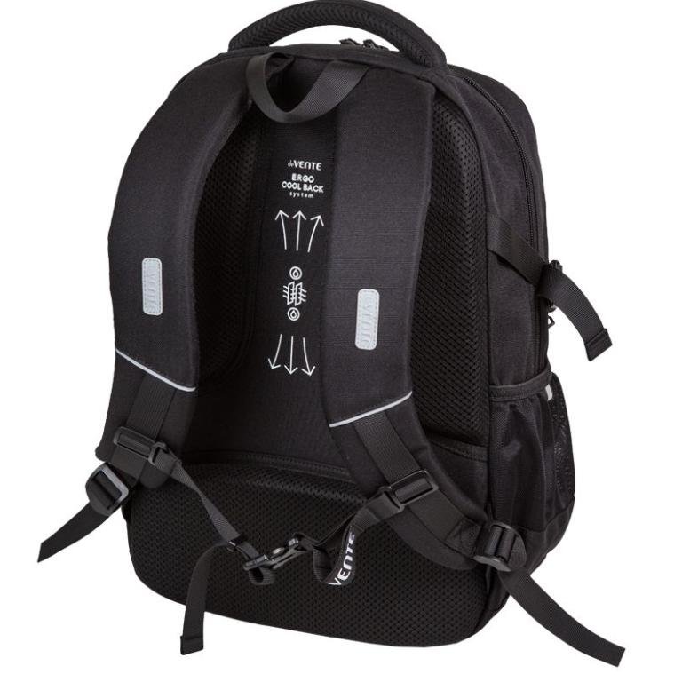 Рюкзак школьный для мальчика deVENTE "Moving Forward. Black" 44x30x20 см, 700 гр., черный