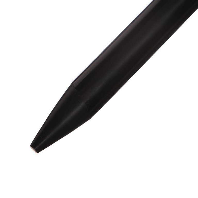 Графит натуральный в виде карандаша Superior черный