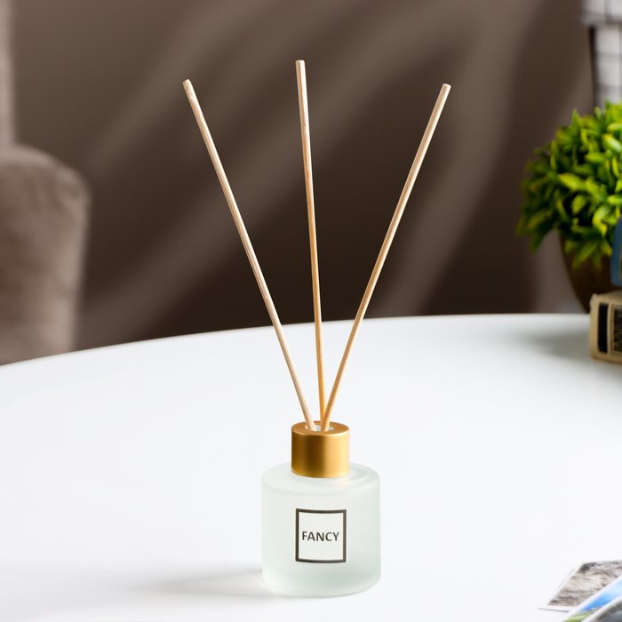 Аромадиффузор 50 мл "FANCY" аромат по мотивам Клиник "Счастье"