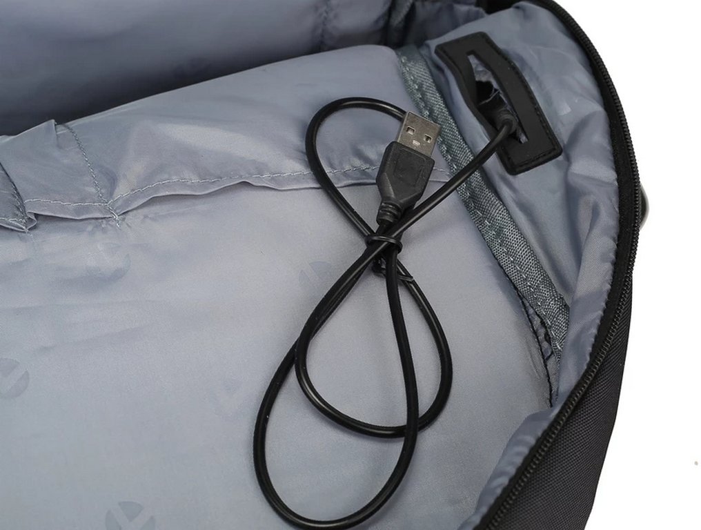 Рюкзак для ноутбука "Lamark" 15.6" (420х290х55 мм) цв. черный