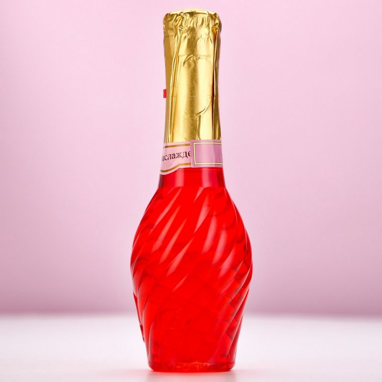 Гель для душа в подарочной каробке «Мечтай!», аромат спелой ягоды 250 мл