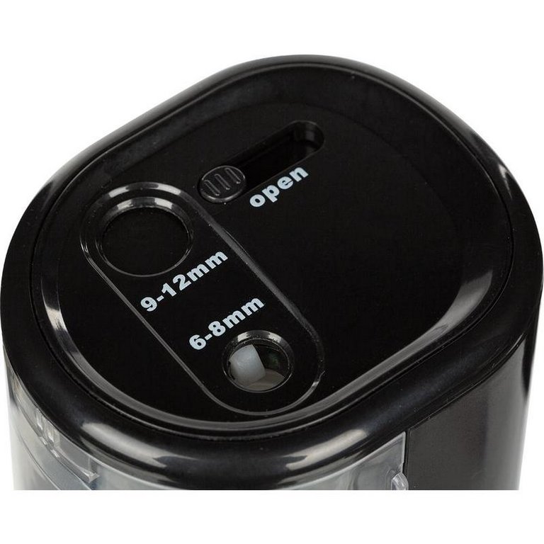 Точилка электрическая Attache "Leader" черная 2 отвер. на батарейках (в комплект не входят)