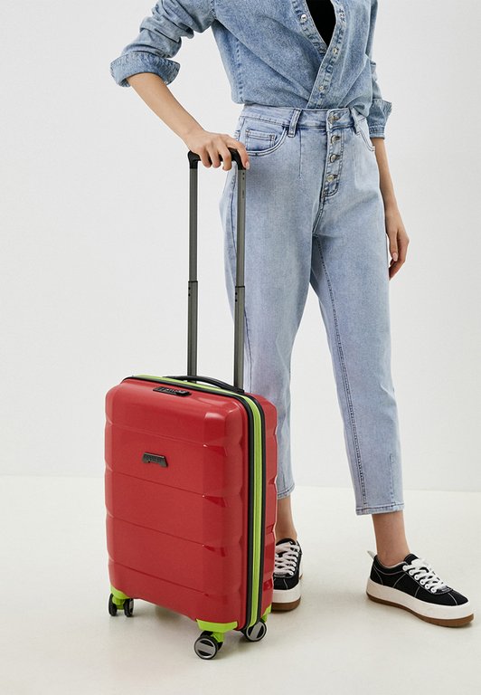 Чемодан 4-х колесный FABRETTI 100% полипропилен, 56*39*20 см, красный