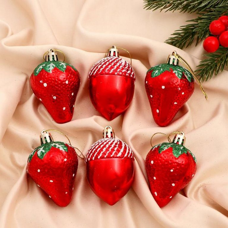 Набор украшений из пластика "Клубничное ассорти" 6 шт/уп, 4,5х6 см красный