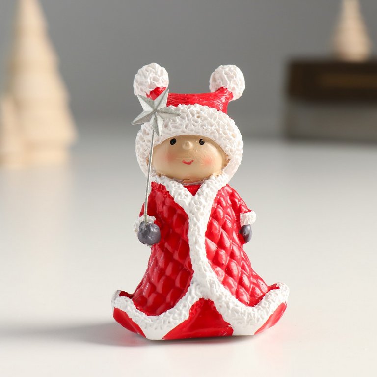 Сувенир новогодний "Малыш в красной шубе с мехом" 8,5*5,5*4,5 см