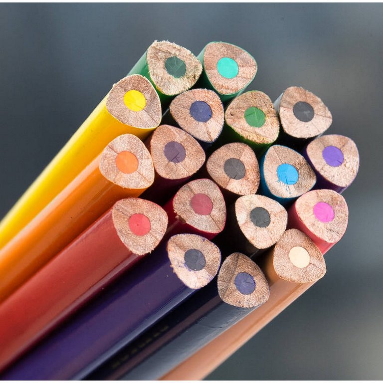 Набор карандашей  18 цв. трехгранные ГАММА "Мультики" (слоны)