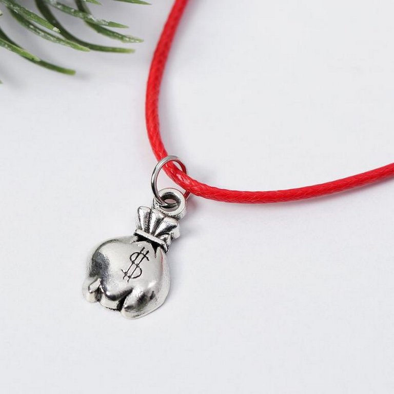 Подвеска на новогодней открытке "Талисман богатства"